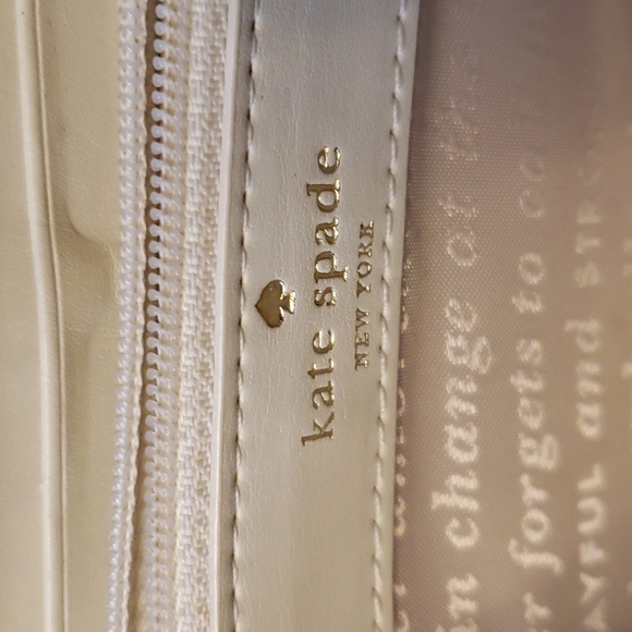 Kate Spade wallet - Picture 5 of 7
